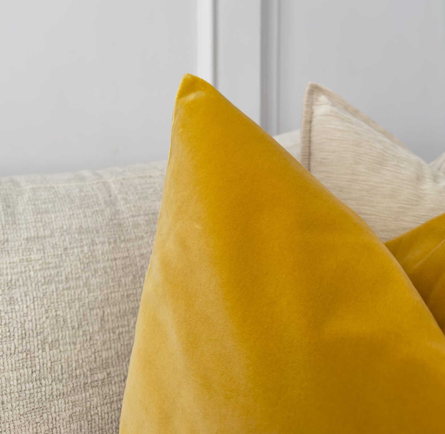 Luxury Velvet Lemon Yellow Cushion Cover, Lemon Yellow Velvet Pillow Cover 18x18Inches, 45x45cm