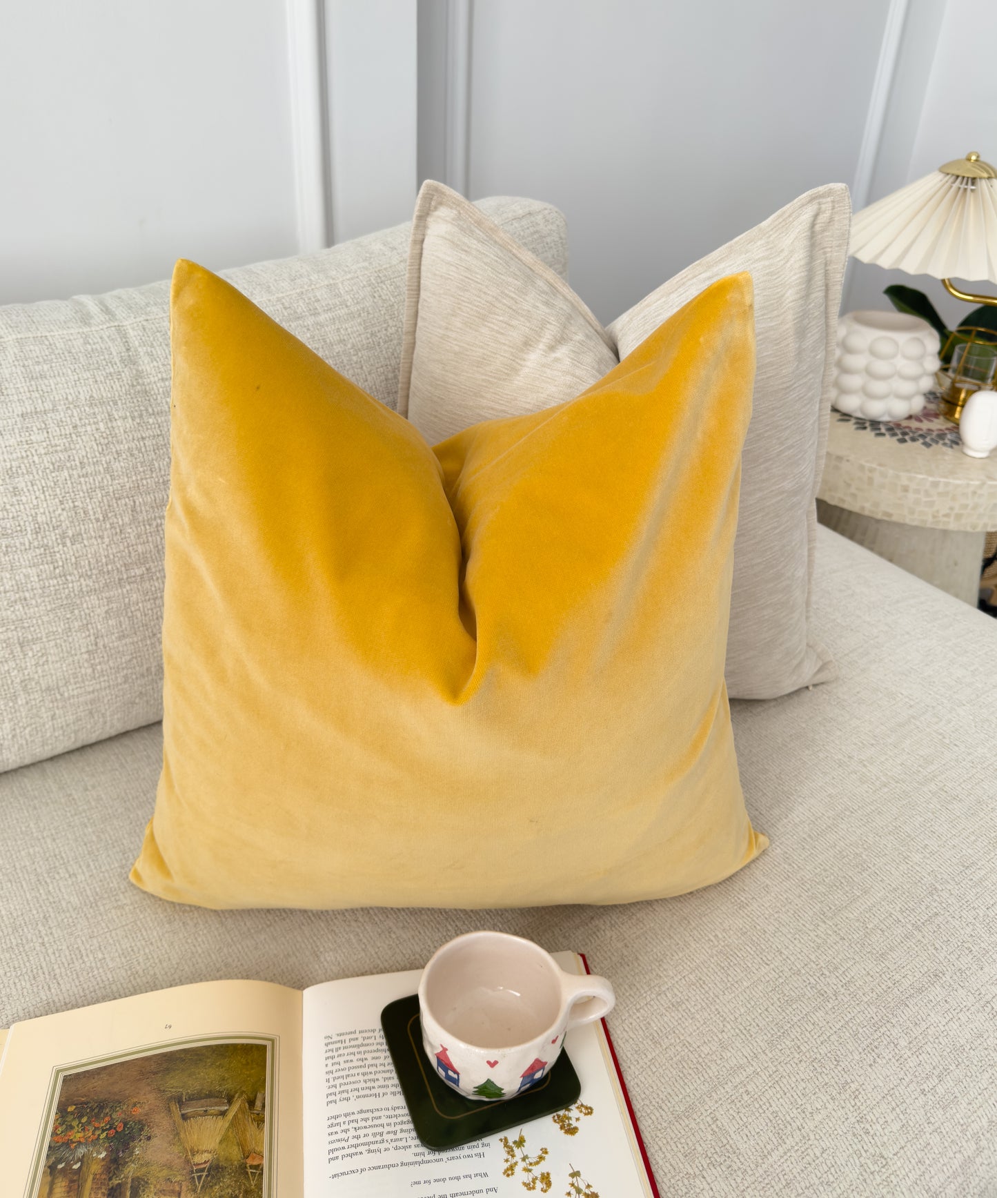 Luxury Velvet Lemon Yellow Cushion Cover, Lemon Yellow Velvet Pillow Cover 18x18Inches, 45x45cm