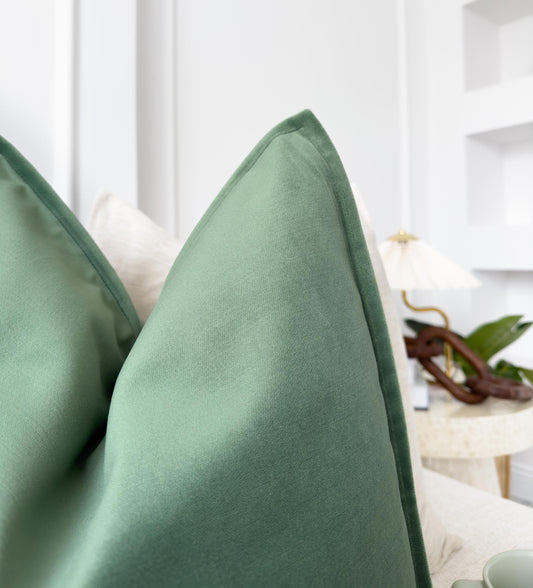 Velvet Sage Green Cushion Cover Decorative Moss Green Sofa Cushion Soft Cotton Velvet Lumbar Cushion for Couch or Bed